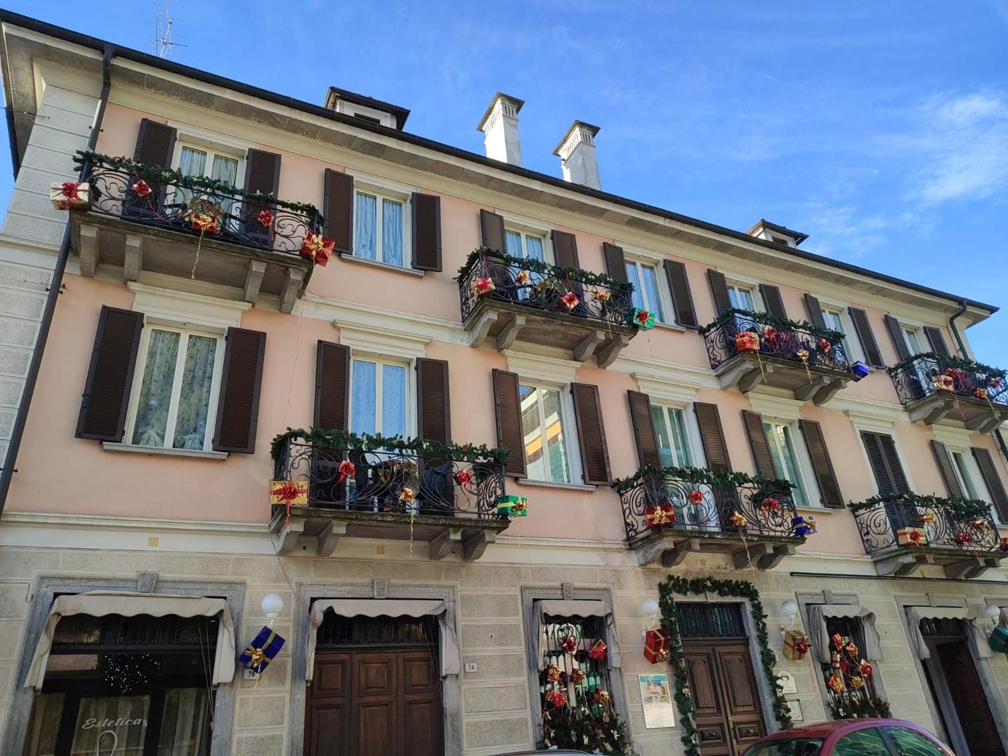 Palazzo Pellanda Apartment Domodossola Exterior foto